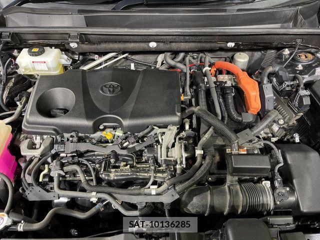 Toyota RAV4 2019-04 4140606-18