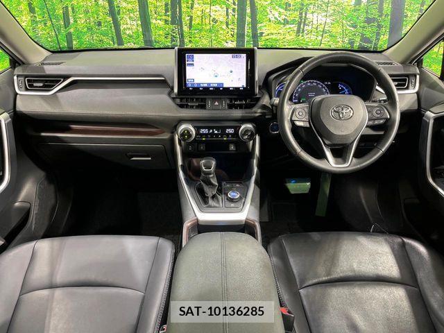 Toyota RAV4 2019-04 4140606-1