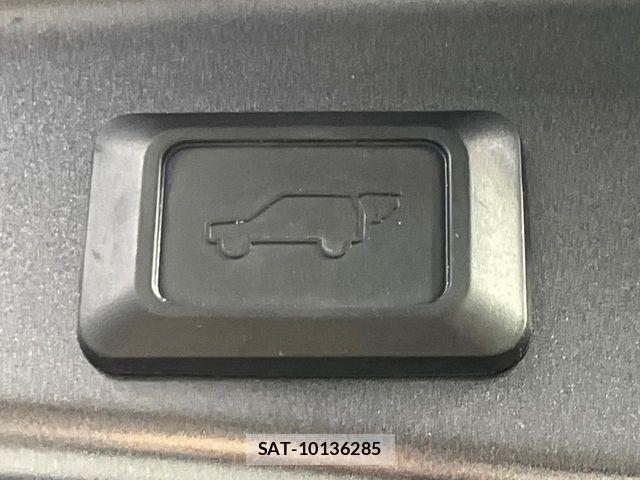 Toyota RAV4 2019-04 4140606-7