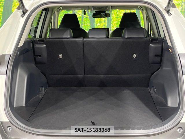 Toyota RAV4 2021-04 4394523-9