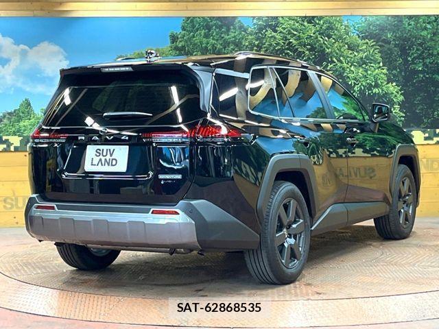 Toyota RAV4 2026-02 4423593-16