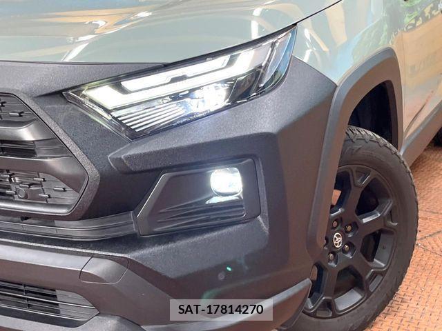 Toyota RAV4 2023-02 4423598-11