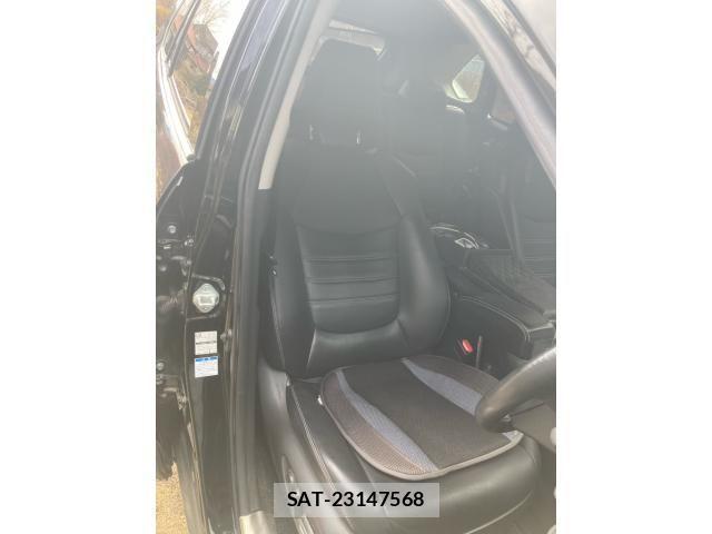 Toyota RAV4 2019-04 4600499-15