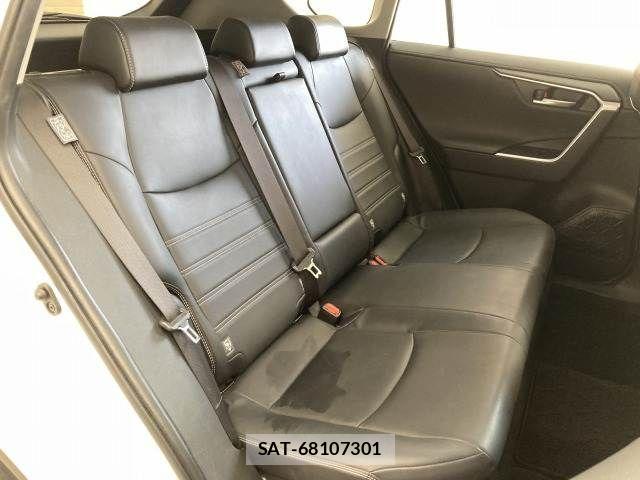 Toyota RAV4 2020-01 4757377-12