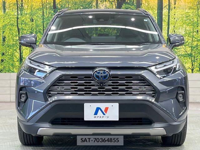 Toyota RAV4 2023-04 4979846-13