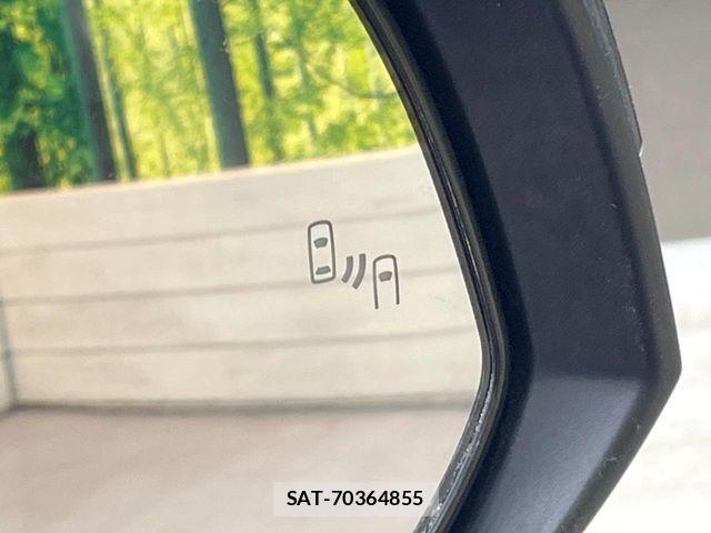 Toyota RAV4 2023-04 4979846-5