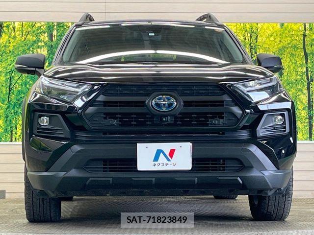 Toyota RAV4 2023-03 4979836-13