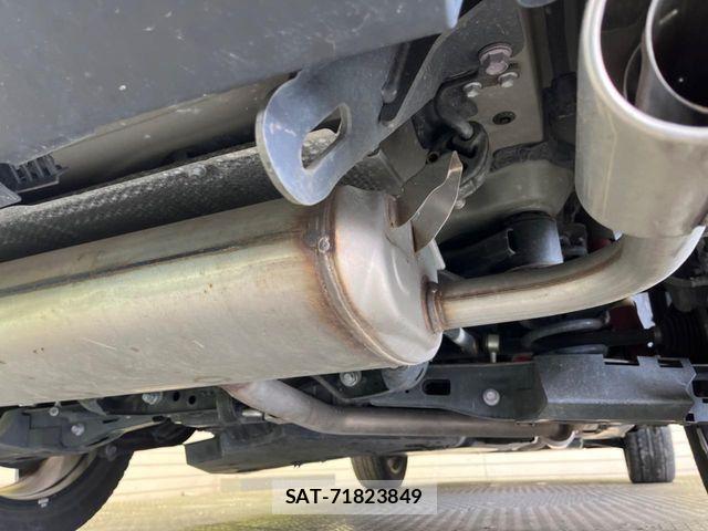 Toyota RAV4 2023-03 4979836-18