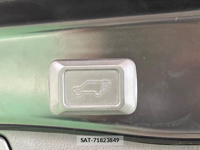 Toyota RAV4 2023-03 4979836-5