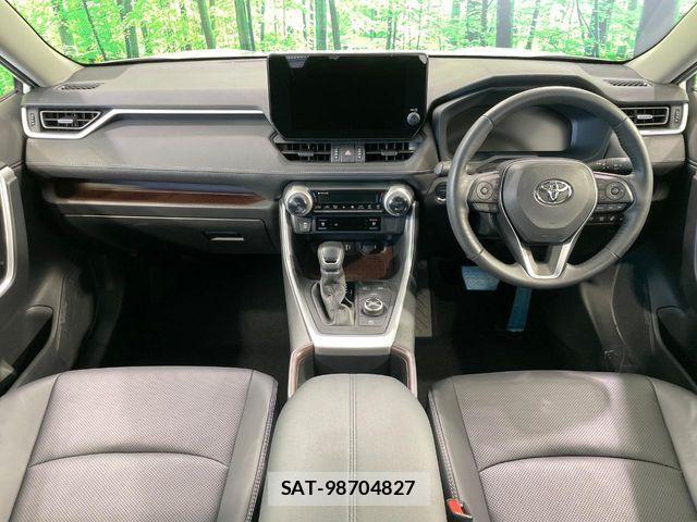 Toyota RAV4 2024-03 4979814-1