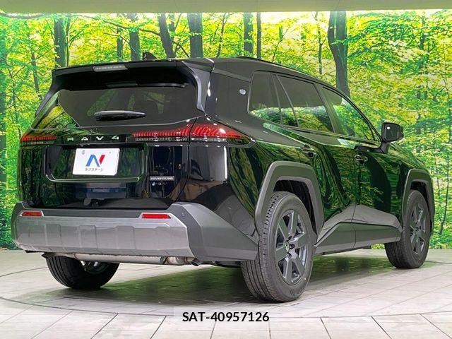 Toyota RAV4 2026-02 4979759-16