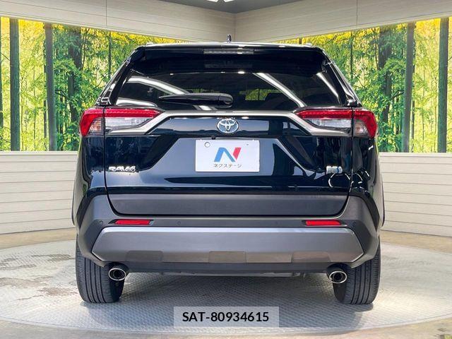 Toyota RAV4 2021-03 4979852-14