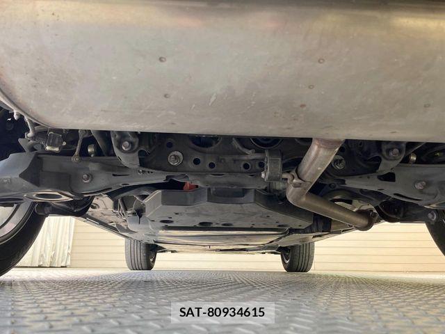 Toyota RAV4 2021-03 4979852-18