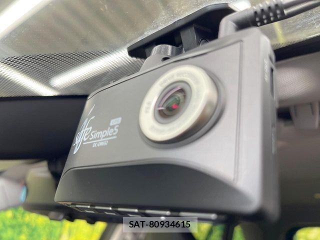 Toyota RAV4 2021-03 4979852-5