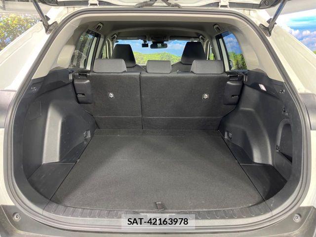 Toyota RAV4 2022-10 5876851-9