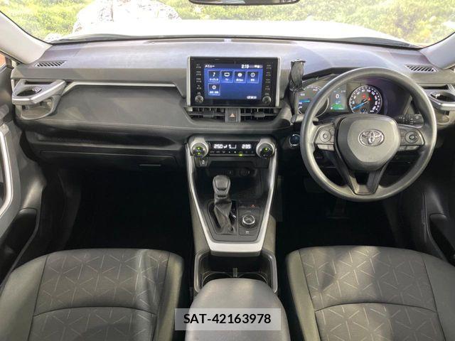 Toyota RAV4 2022-10 5876851-1