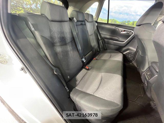 Toyota RAV4 2022-10 5876851-8