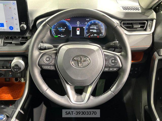 Toyota RAV4 2023-03 5876848-10