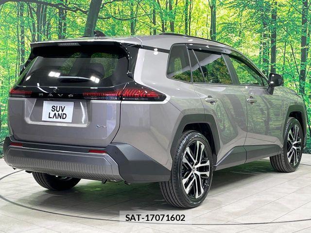 Toyota RAV4 2026-03 5876799-16