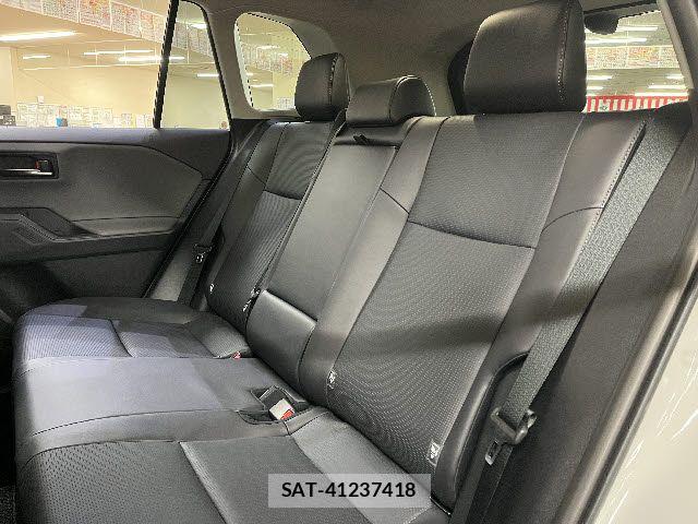 Toyota RAV4 2026-03 5876792-12