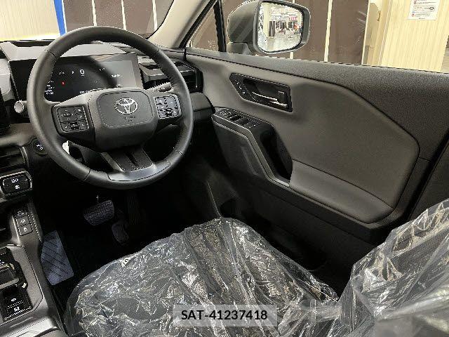 Toyota RAV4 2026-03 5876792-13