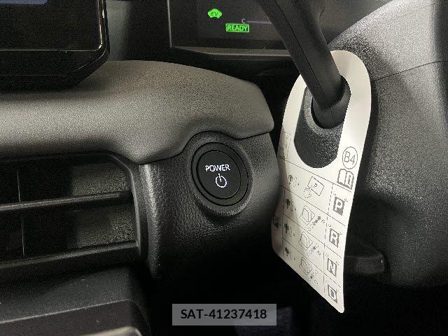 Toyota RAV4 2026-03 5876792-25