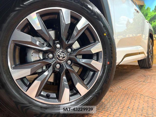 Toyota RAV4 2026-02 5876790-11