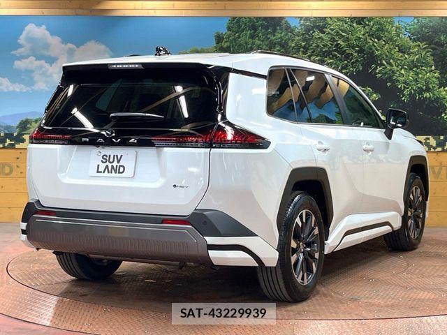 Toyota RAV4 2026-02 5876790-16