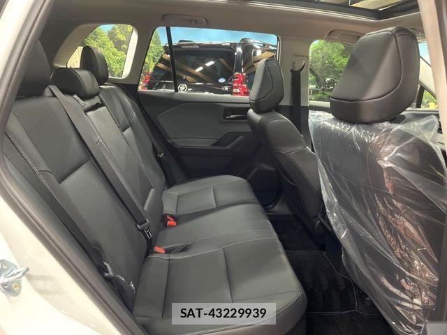 Toyota RAV4 2026-02 5876790-8