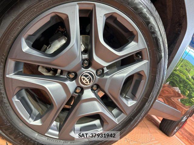 Toyota RAV4 2022-09 5876805-12