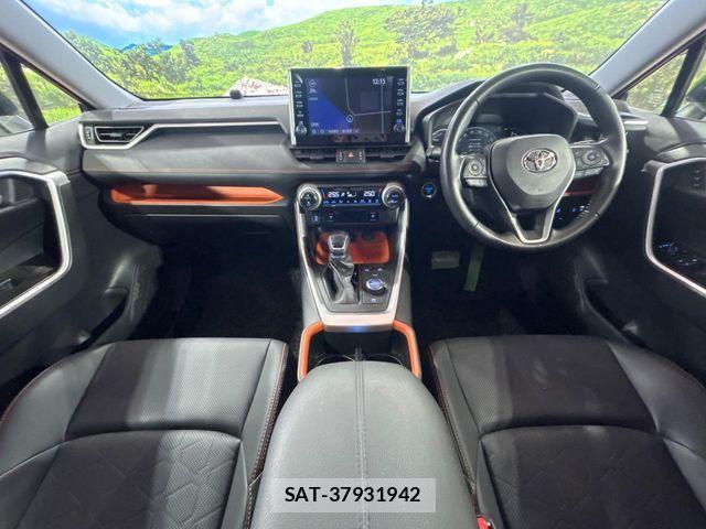 Toyota RAV4 2022-09 5876805-1