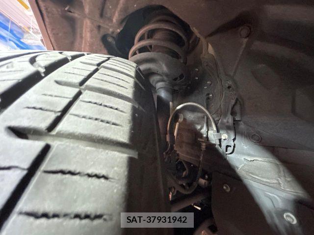 Toyota RAV4 2022-09 5876805-19