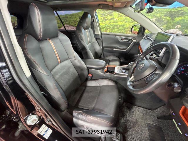 Toyota RAV4 2022-09 5876805-7