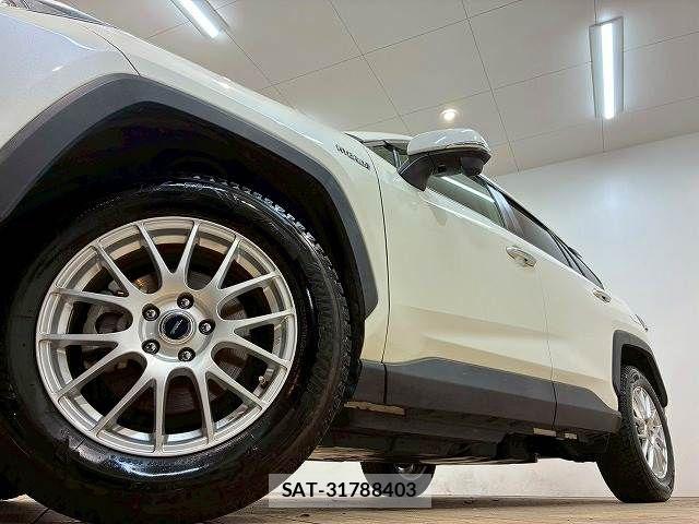 Toyota RAV4 2019-05 5876854-17