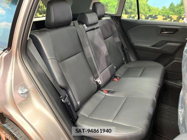 Toyota RAV4 2026-03 5876791-11