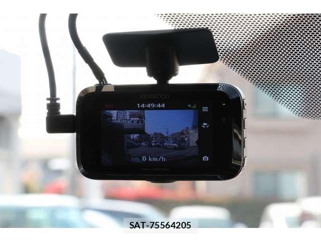 Toyota RAV4 2022-02 6017015-14