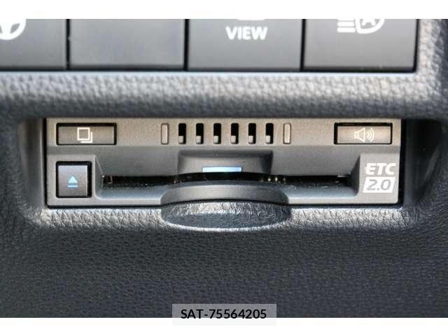 Toyota RAV4 2022-02 6017015-22