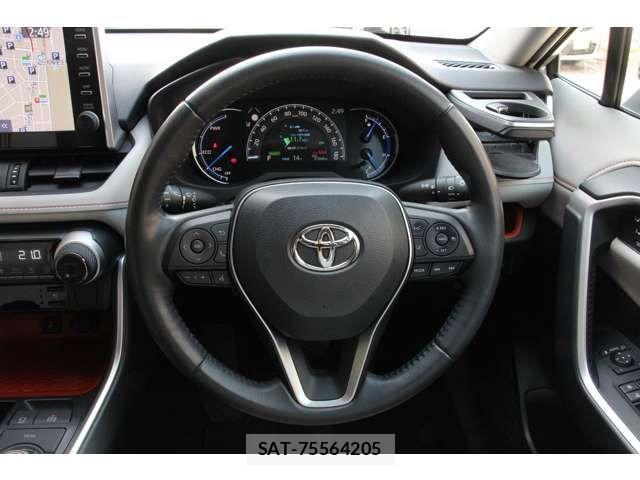 Toyota RAV4 2022-02 6017015-4