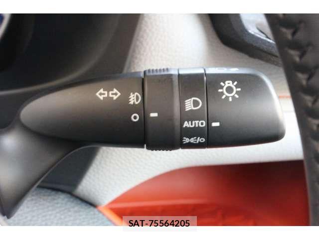Toyota RAV4 2022-02 6017015-8