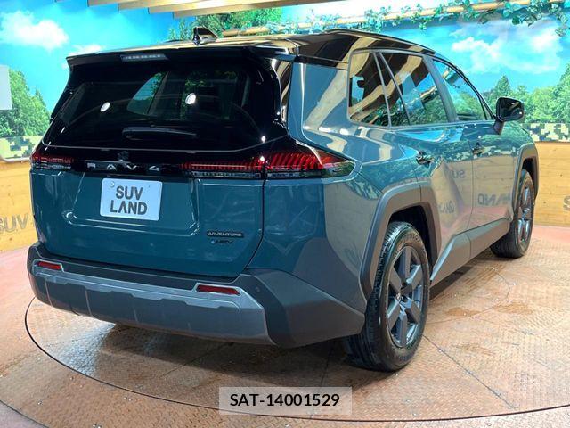 Toyota RAV4 2026-03 6218938-16