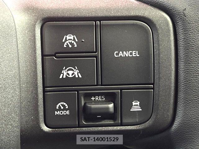 Toyota RAV4 2026-03 6218938-5
