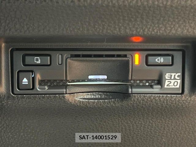 Toyota RAV4 2026-03 6218938-7