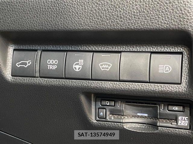 Toyota RAV4 2023-02 6218940-4