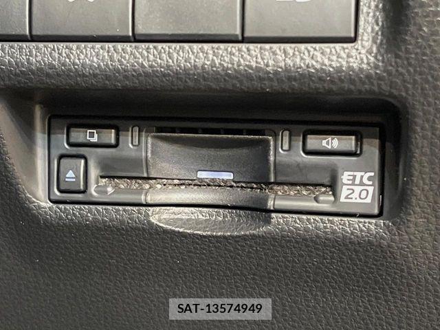 Toyota RAV4 2023-02 6218940-7