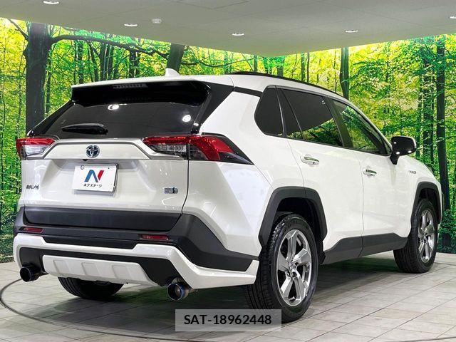 Toyota RAV4 2020-02 6218944-16