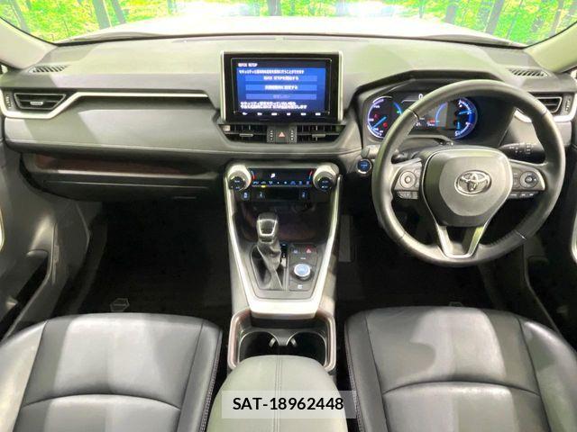 Toyota RAV4 2020-02 6218944-1