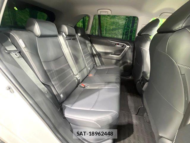 Toyota RAV4 2020-02 6218944-8