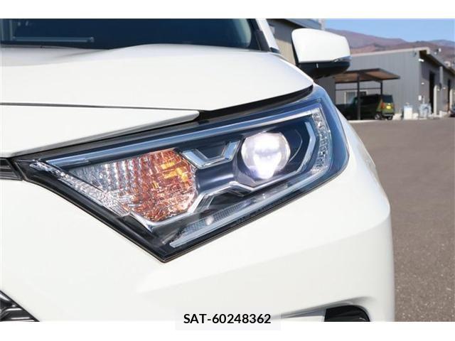 Toyota RAV4 2020-11 6247013-12
