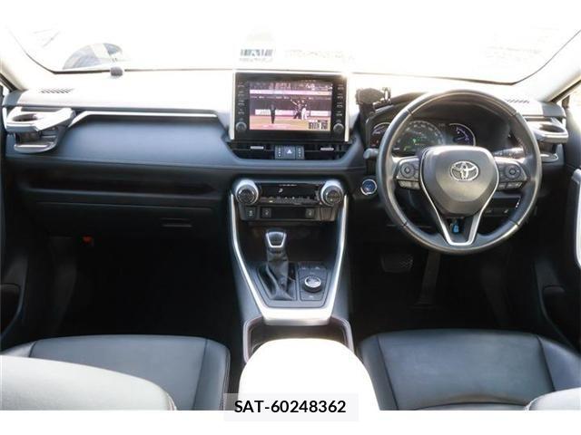 Toyota RAV4 2020-11 6247013-1