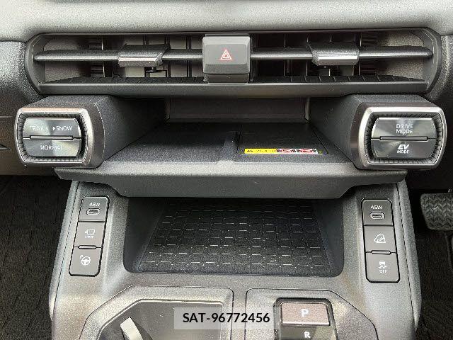 Toyota RAV4 2026-03 6265709-17